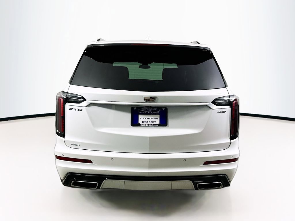 Used 2023 Cadillac XT6 Sport image 15