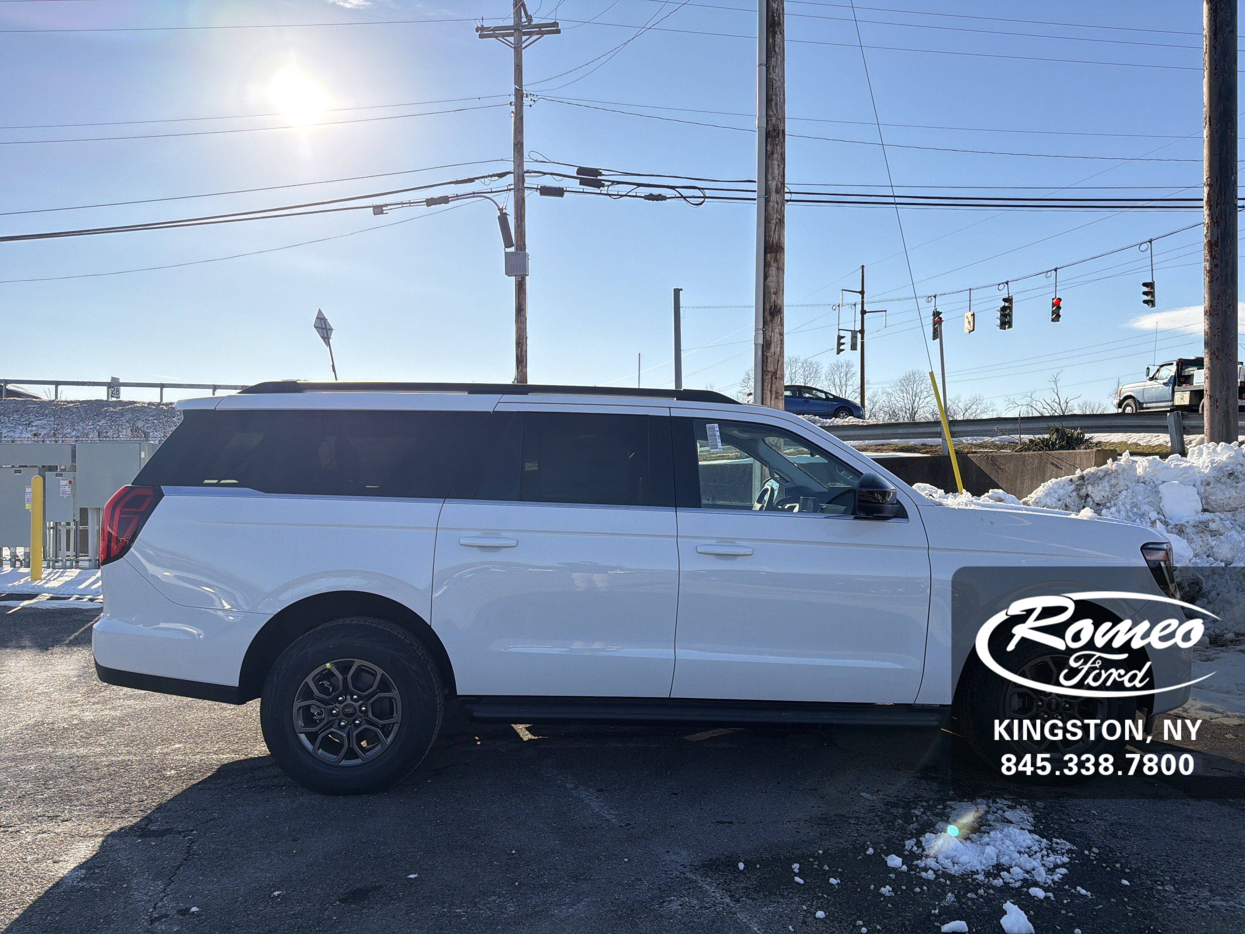 New 2025 Ford Expedition Max Active image 4