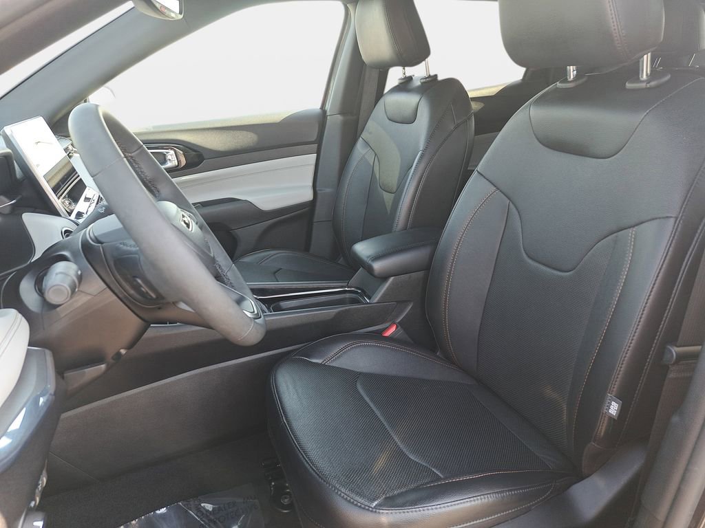 Certified 2023 Jeep Compass Limited w/ Elite Group AWD/4WD image 16