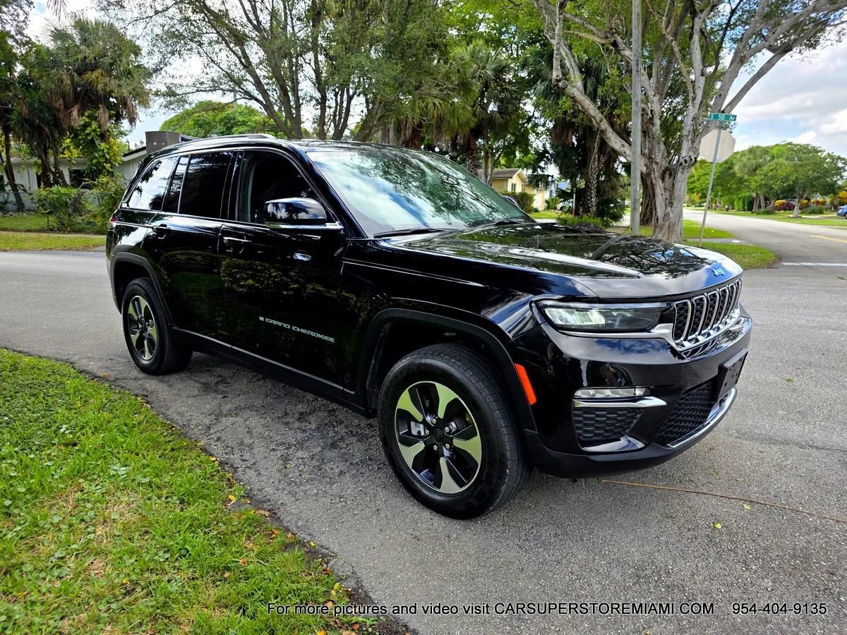 Used 2023 Jeep Grand Cherokee 4WD 4xe image 24