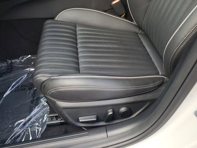 Certified 2026 Genesis G70 2.5T Prestige RWD image 12