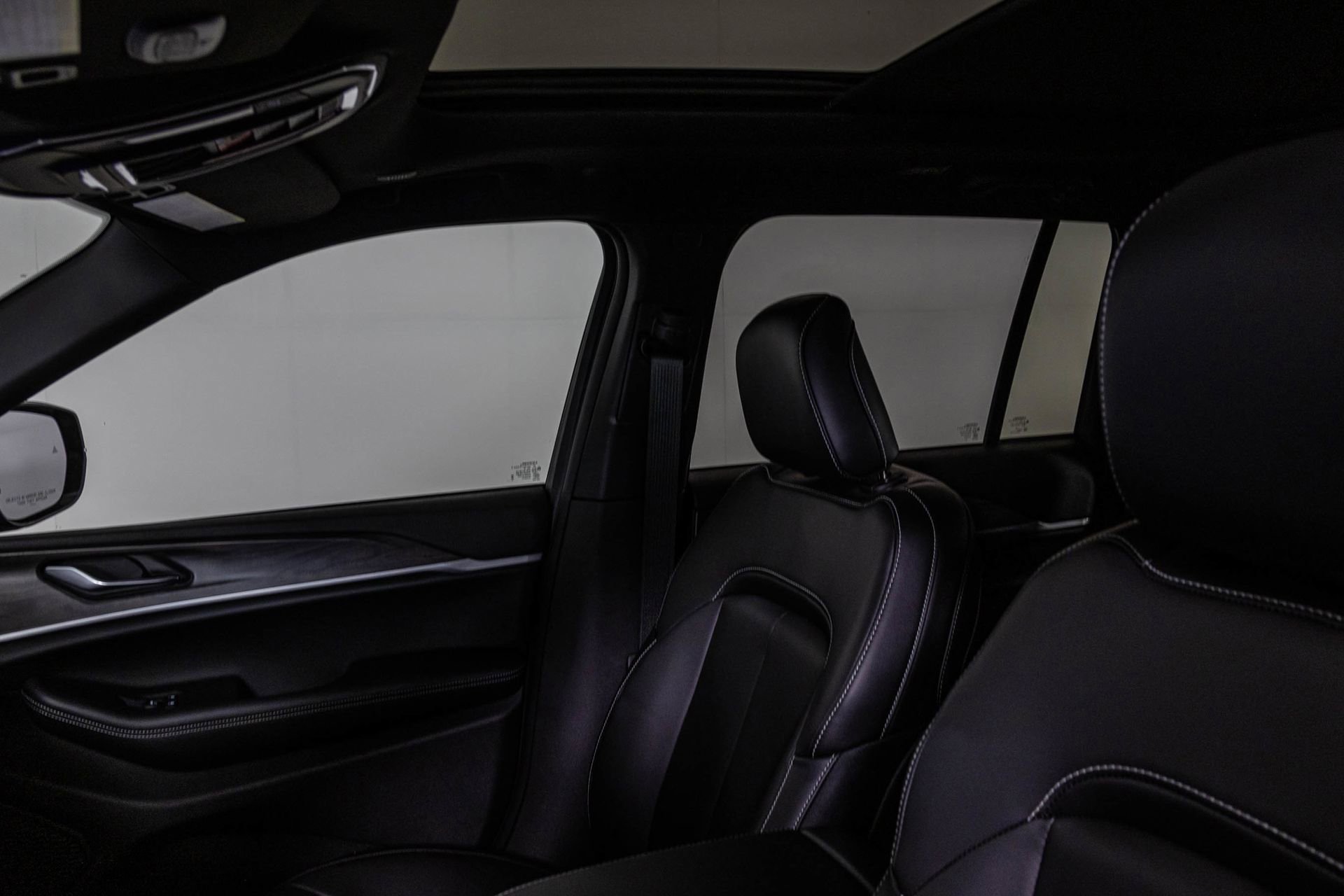 New 2025 Jeep Grand Cherokee Limited image 26