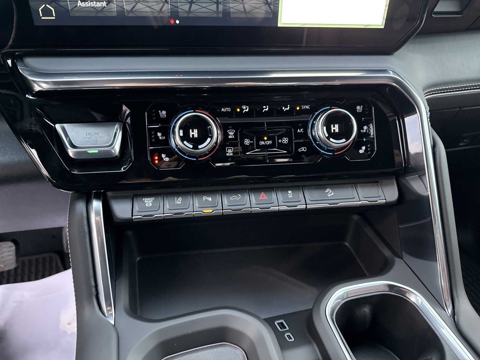 New 2026 GMC Sierra 3500 Denali Ultimate image 17