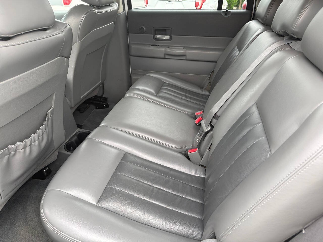 Used 2006 Dodge Durango Limited w/ Travel Convenience Group AWD/4WD image 12