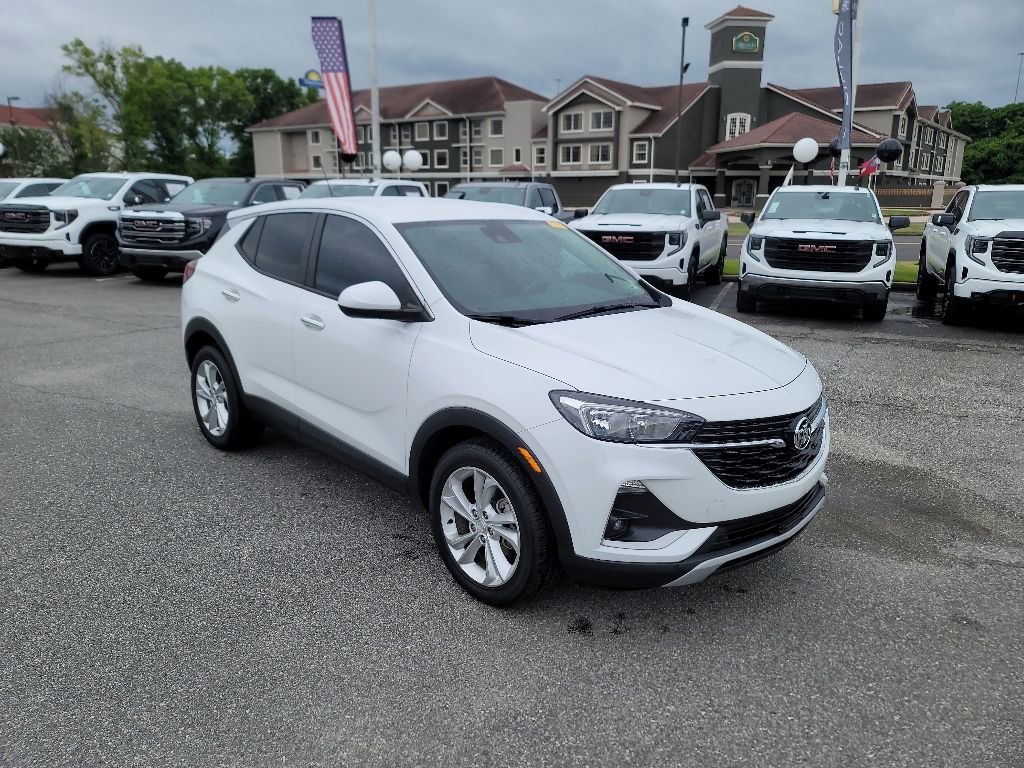 Used 2020 Buick Encore GX Preferred w/ Cold Weather Comfort Package FWD image 1