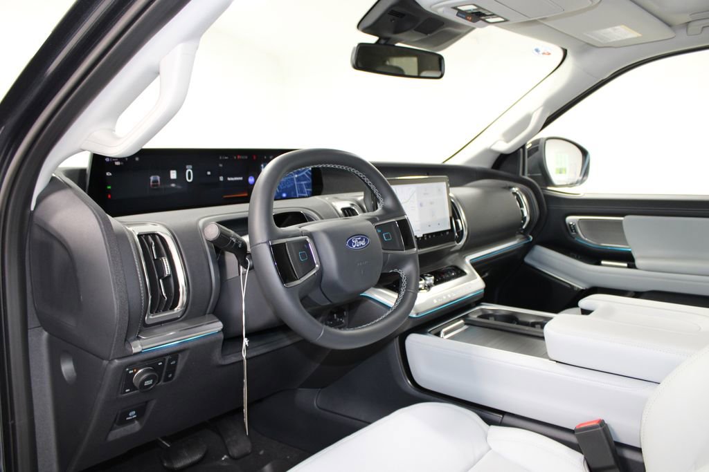 New 2026 Ford Expedition Max Platinum image 23