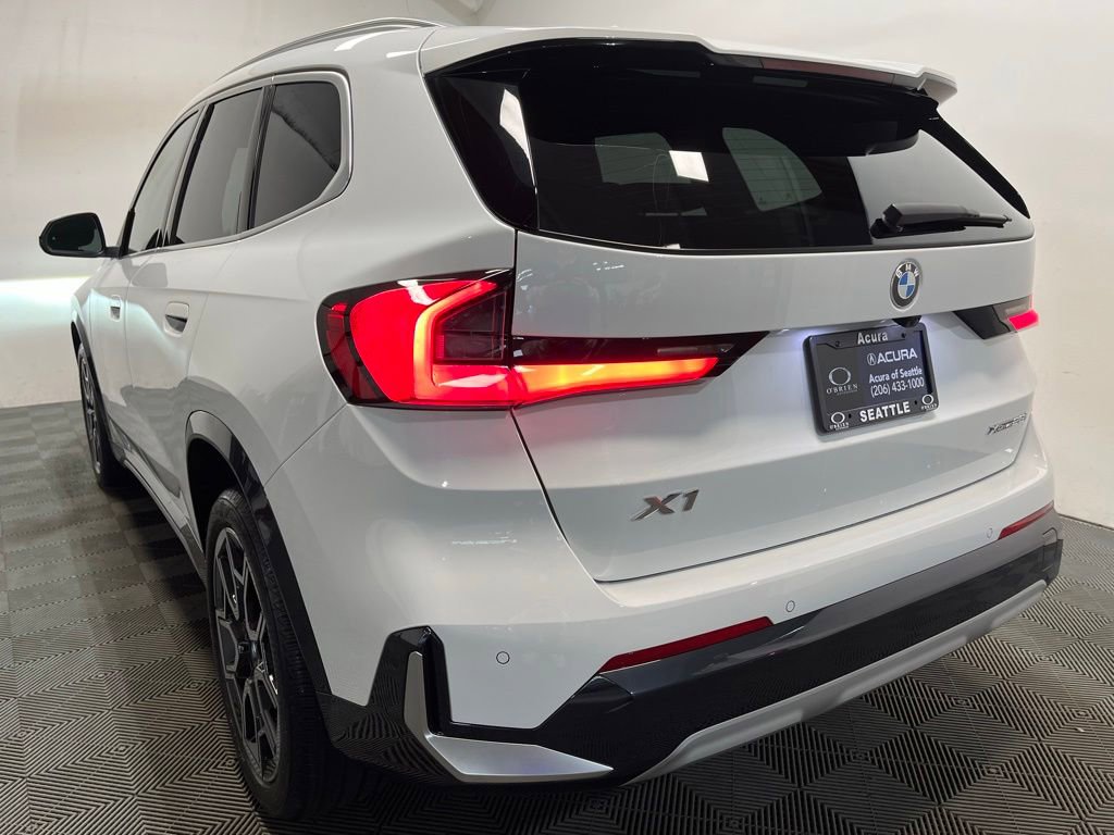 Used 2025 BMW X1 xDrive28i w/ Convenience Package AWD/4WD image 22