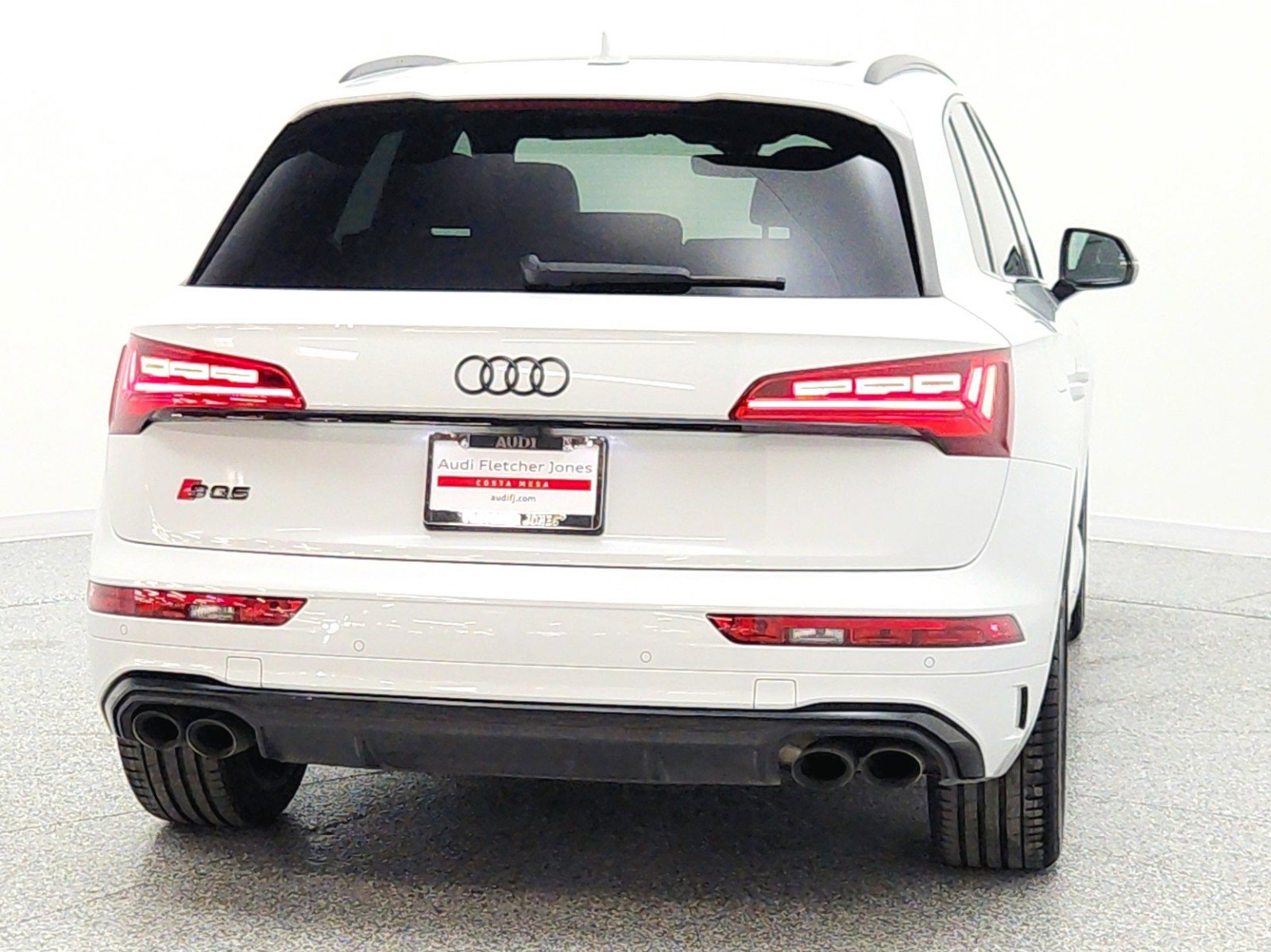 Used 2024 Audi SQ5 Prestige AWD/4WD image 6