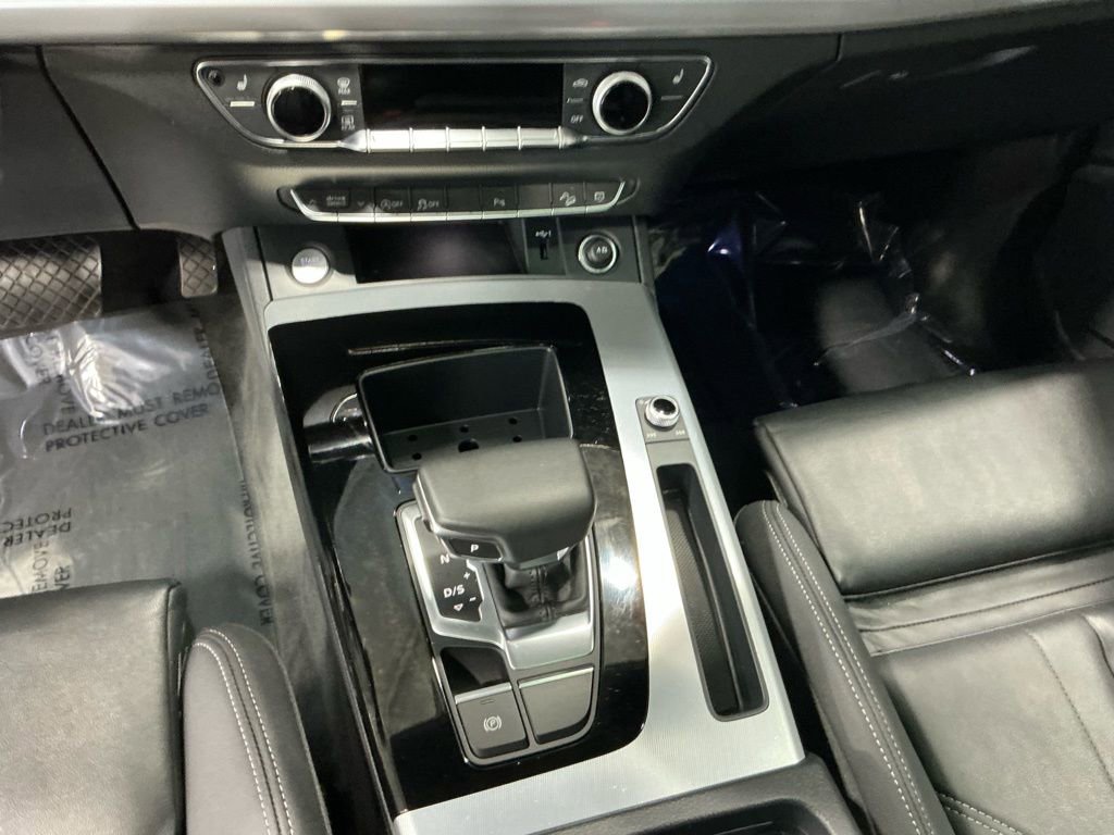 Used 2025 Audi Q5 2.0T Premium image 25