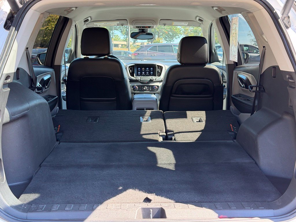 Used 2022 GMC Terrain SLT AWD/4WD image 31