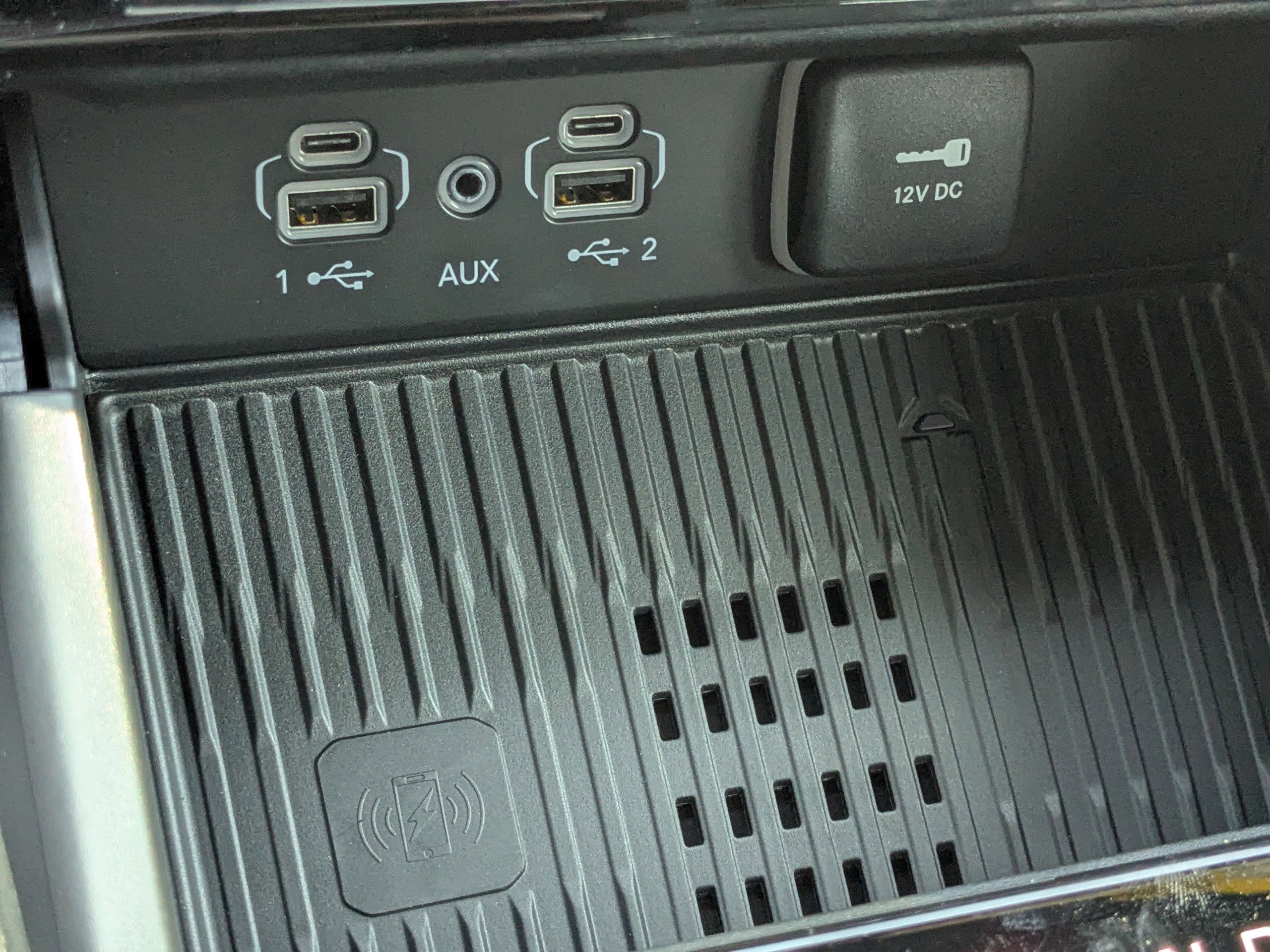 New 2026 Jeep Grand Cherokee Limited w/ Luxury Tech Group II image 22