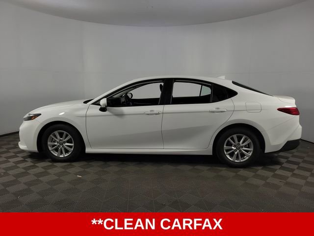 Used 2025 Toyota Camry LE FWD image 5