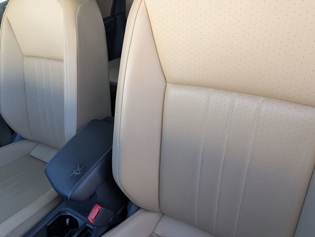 Used 2022 Volkswagen Tiguan SE AWD/4WD image 16