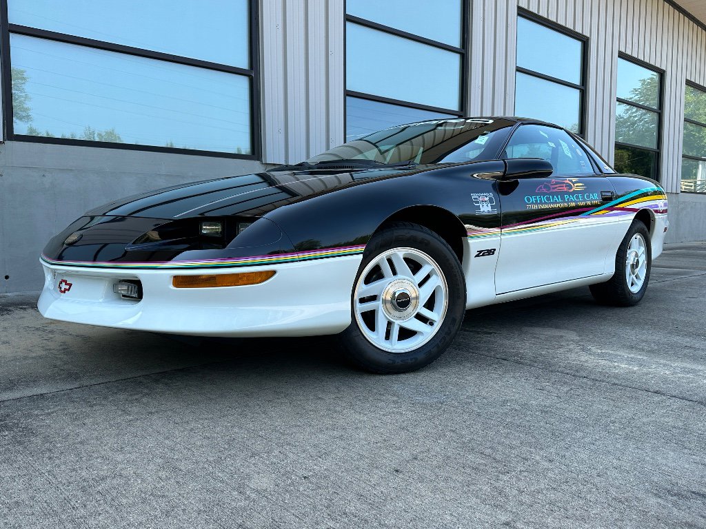 Used 1993 Chevrolet Camaro Z28 image 2