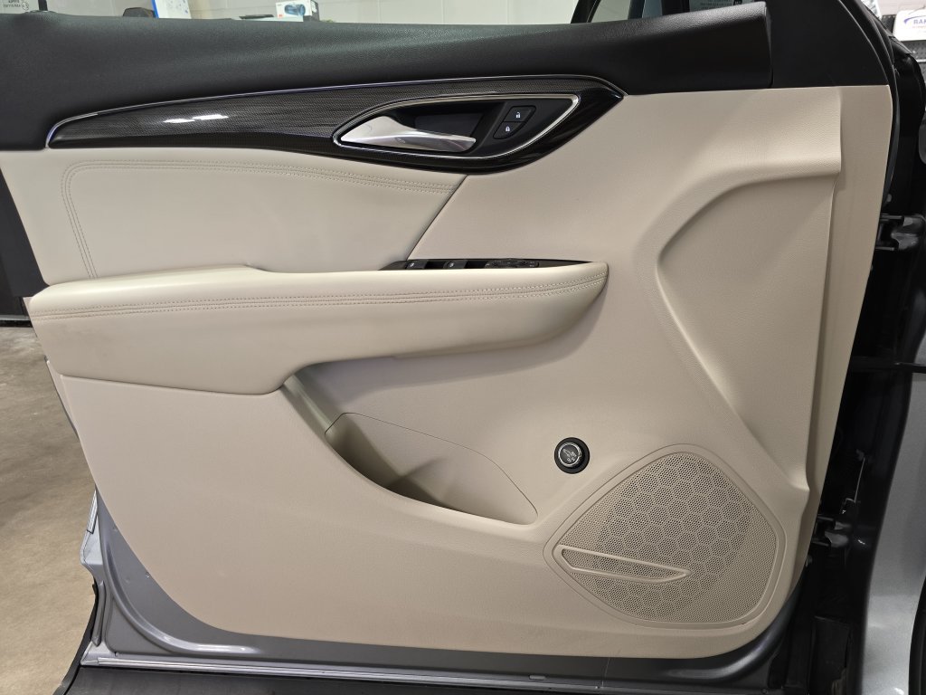 Used 2023 Buick Envision Preferred AWD/4WD image 27