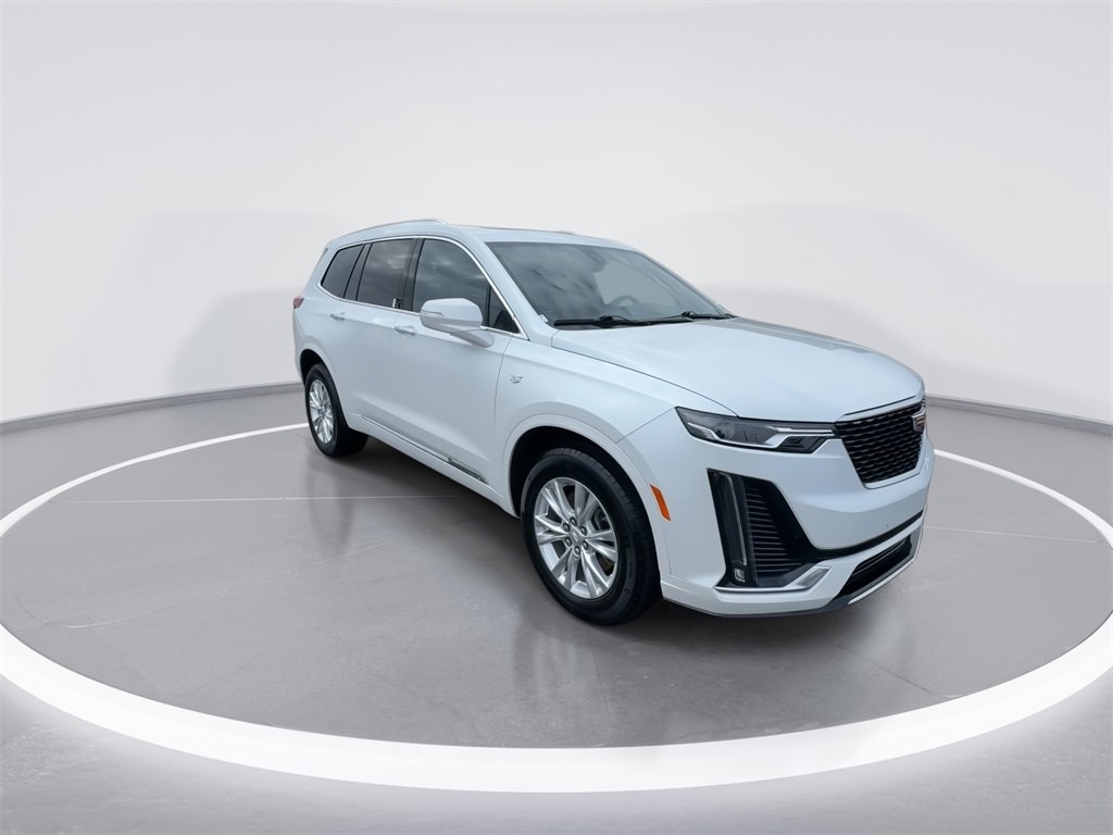 Used 2024 Cadillac XT6 Luxury w/ LPO, Floor Liner Package image 2