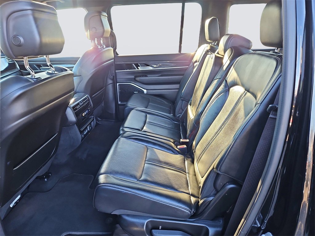 Used 2022 Jeep Wagoneer Series II w/ Premium Group I image 38