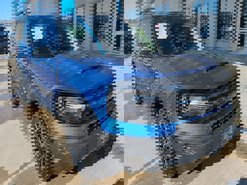 Used 2023 Ford Bronco Sport Outer Banks w/ Tech Package image 4