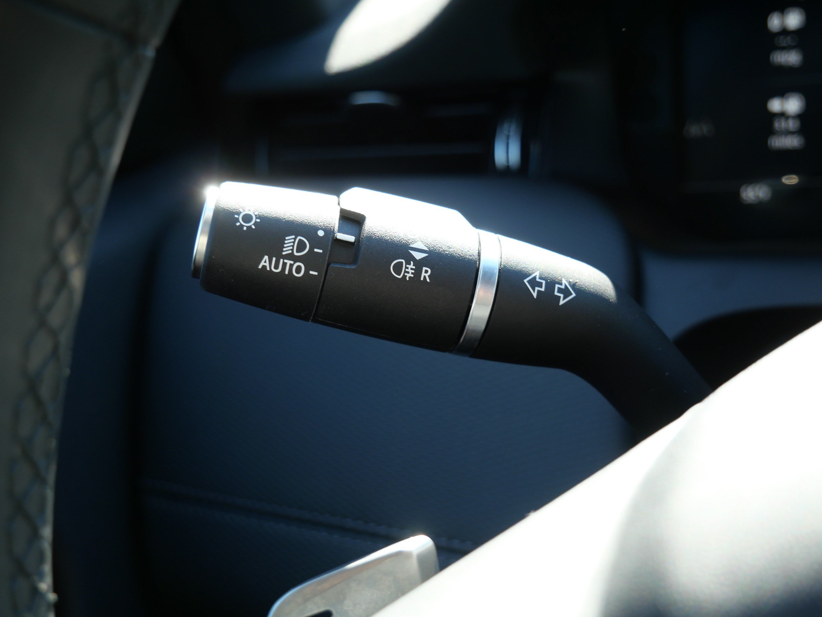 Used 2024 Land Rover Discovery Sport Dynamic SE AWD/4WD image 27