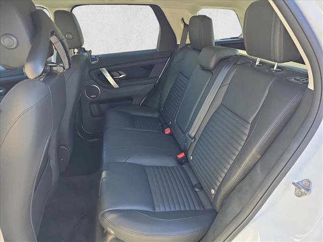 Used 2025 Land Rover Discovery Sport S image 14