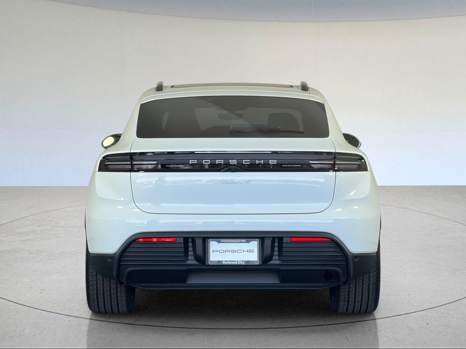 New 2026 Porsche Macan 4 Electric AWD/4WD image 7