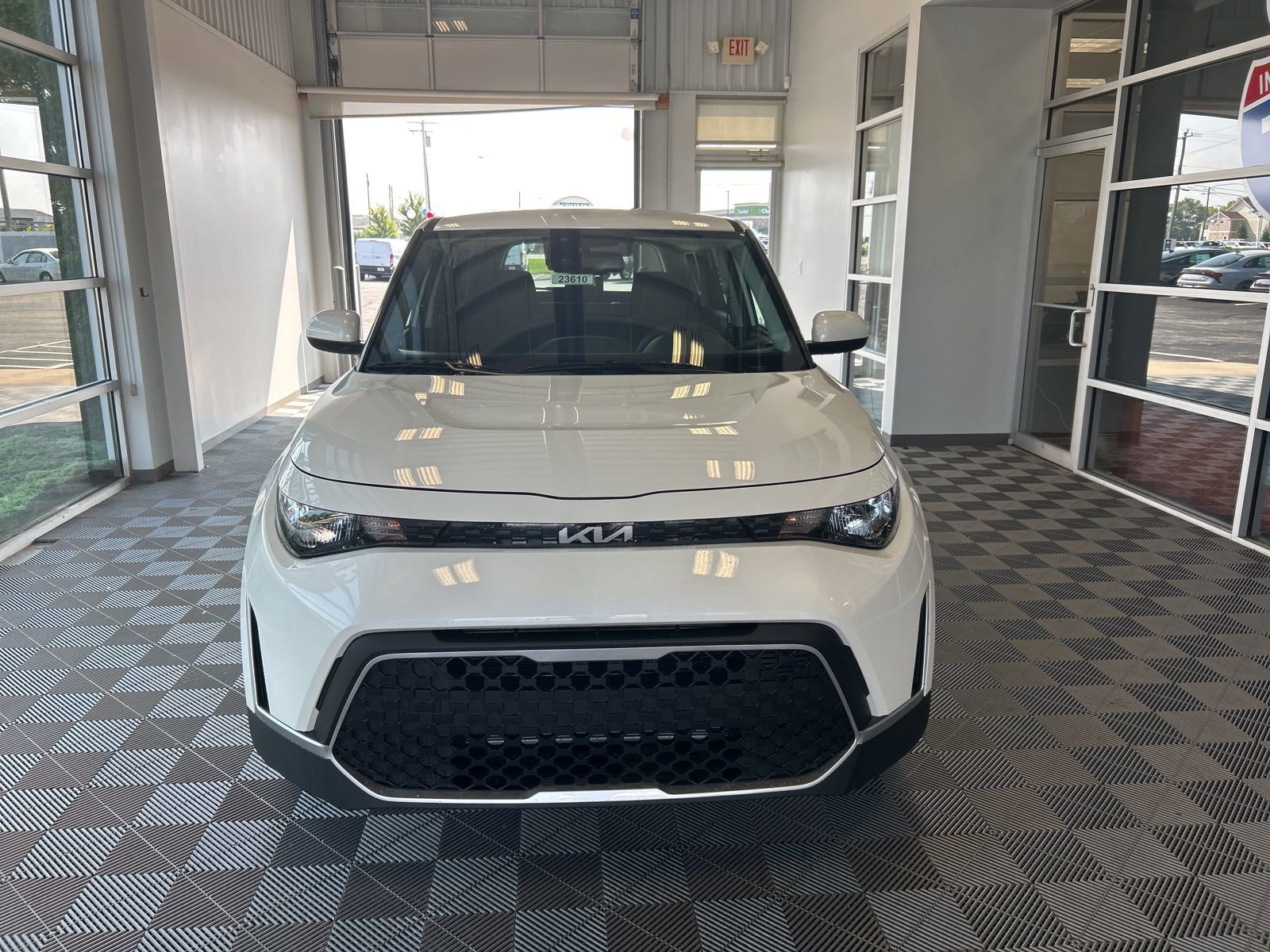 New 2025 Kia Soul S image 2