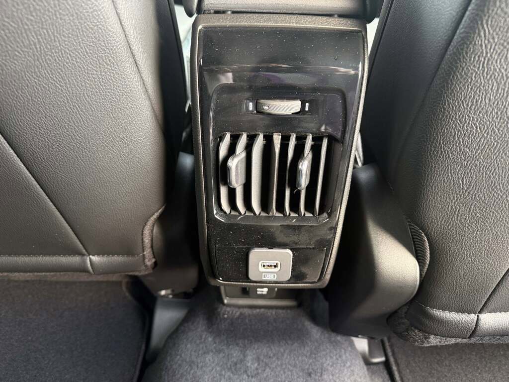 New 2026 Jeep Compass Latitude image 28