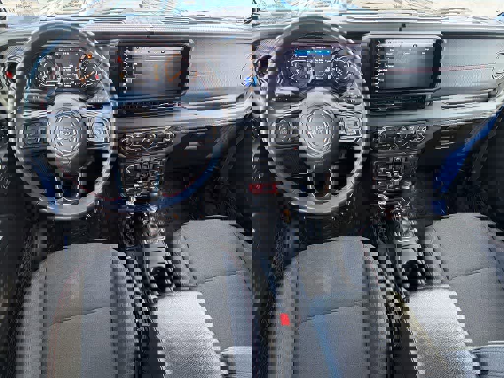 Used 2024 Jeep Wrangler Unlimited Rubicon image 11