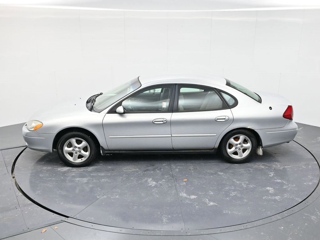 Used 2002 Ford Taurus SE image 37