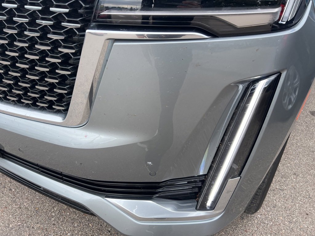 Used 2024 Cadillac Escalade ESV Premium Luxury image 25