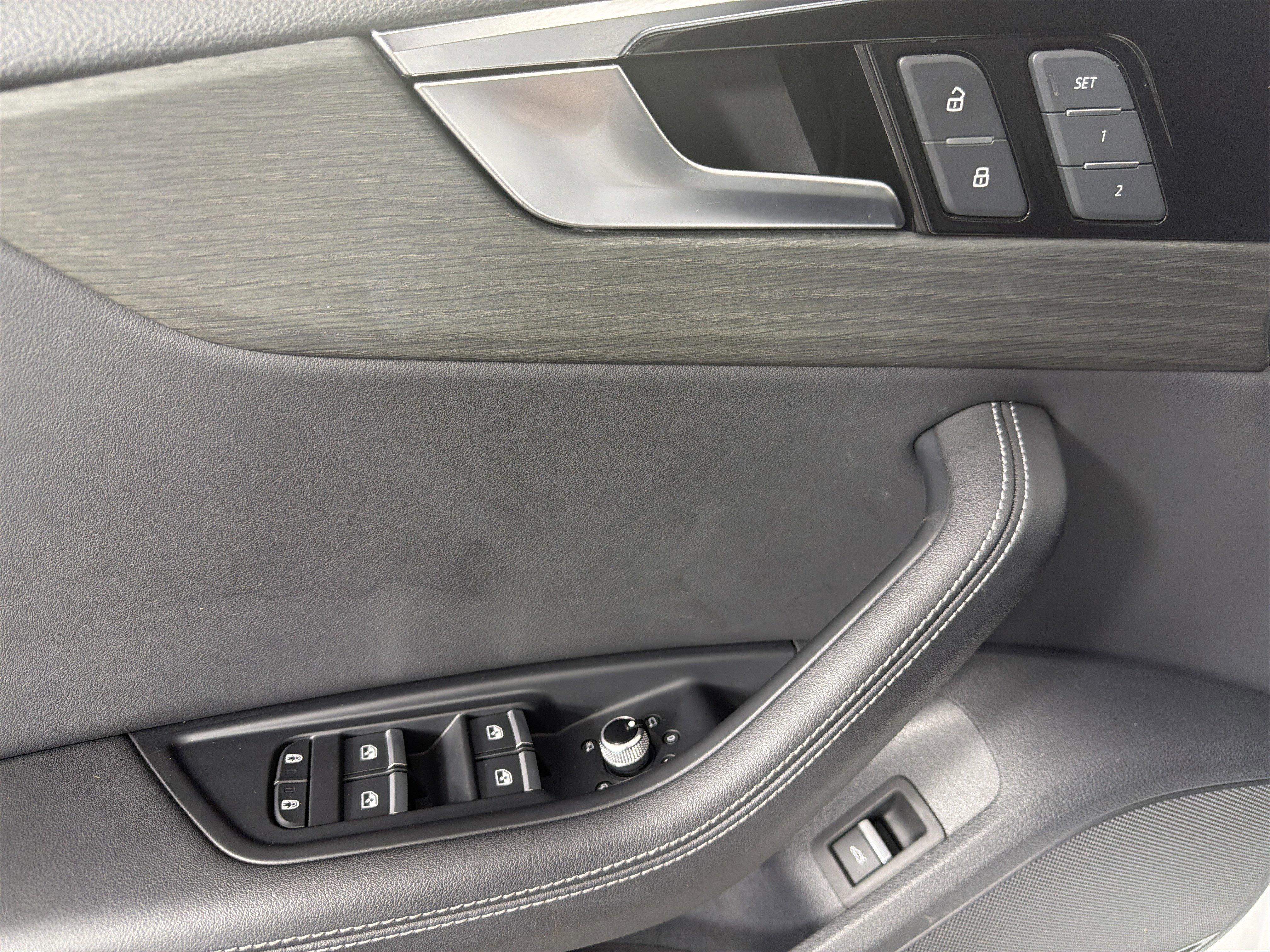 Used 2021 Audi A4 2.0T Premium Plus w/ Premium Plus Package image 9