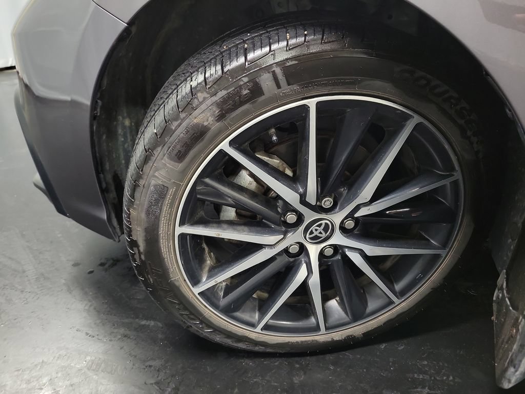 Used 2024 Toyota Camry SE AWD/4WD image 13