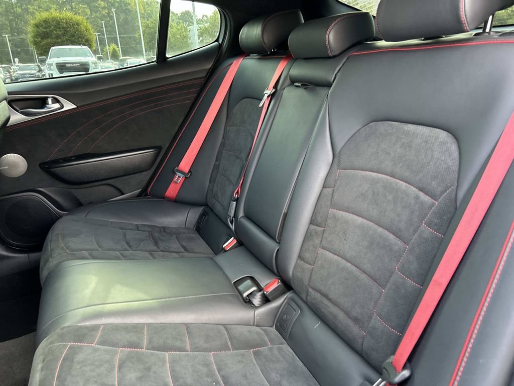 Used 2023 Kia Stinger GT2 AWD/4WD image 17