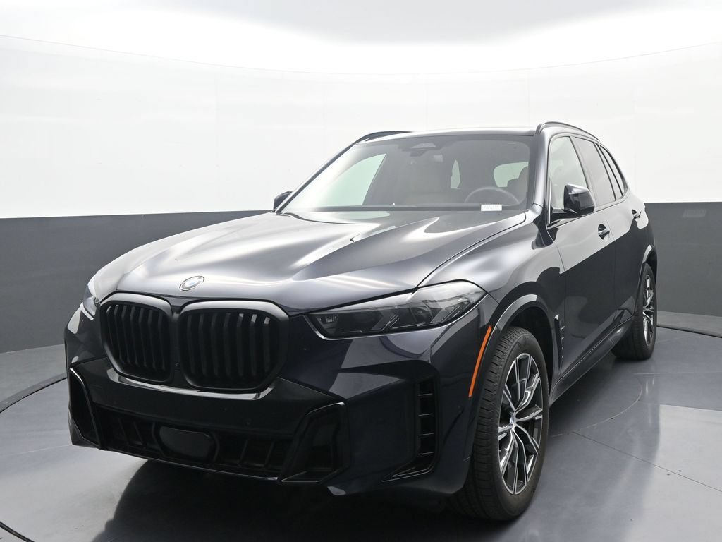 New 2026 BMW X5 xDrive40i w/ M Sport Package AWD/4WD image 1