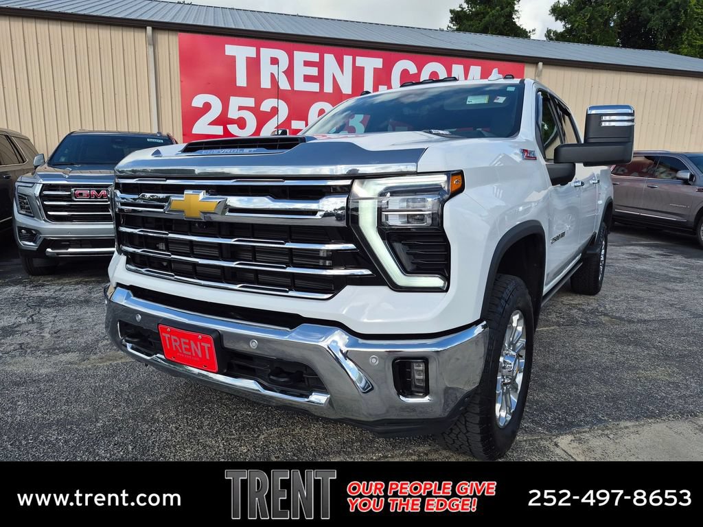 Used 2025 Chevrolet Silverado 2500 LTZ w/ LTZ Convenience Package AWD/4WD image 1