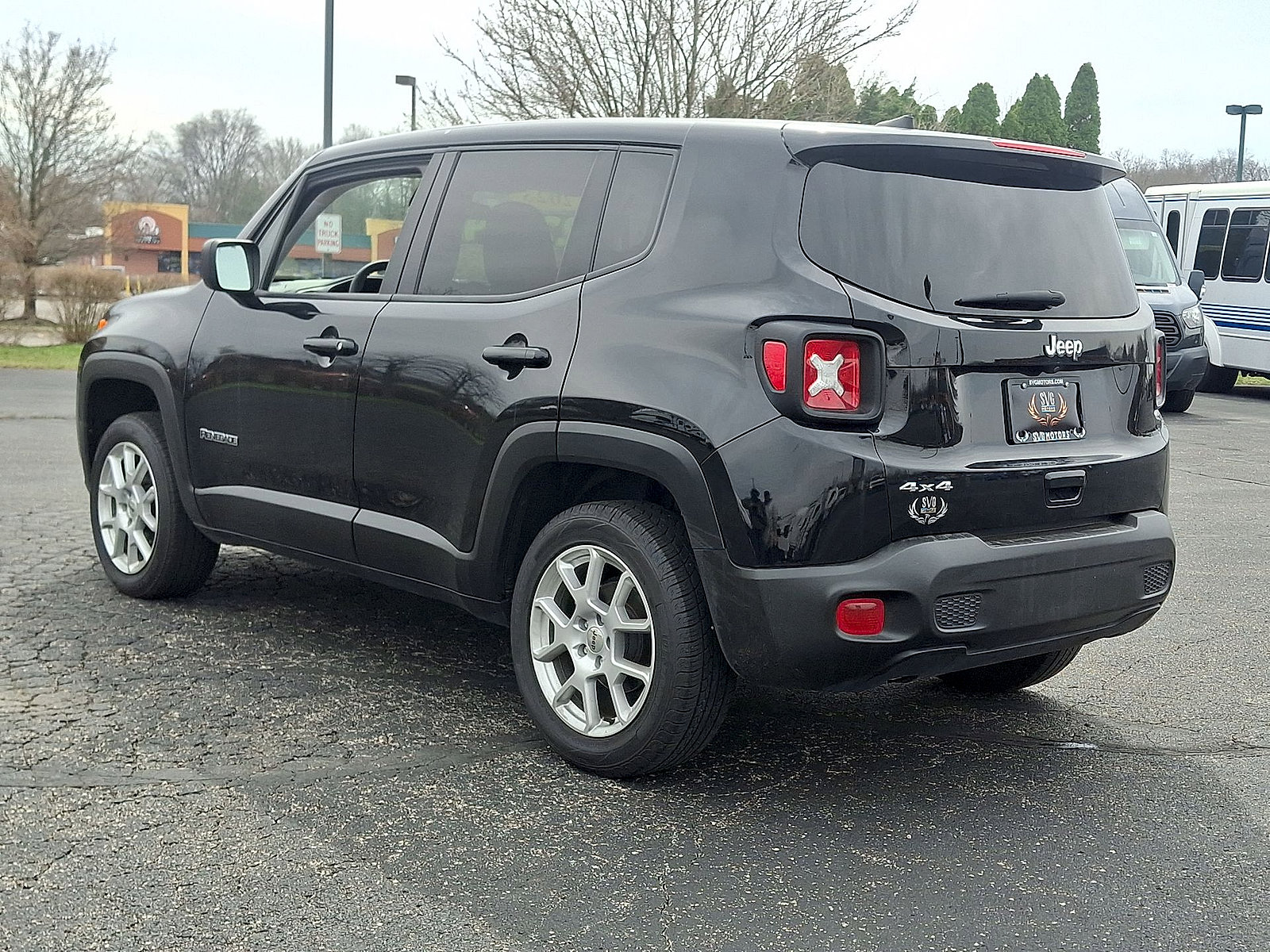 Used 2023 Jeep Renegade Latitude AWD/4WD image 21