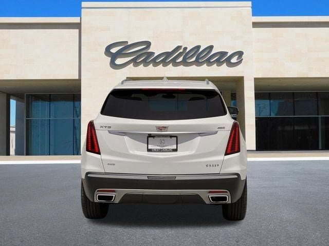 New 2025 Cadillac XT5 Premium Luxury w/ LPO, ONYX Package AWD/4WD image 4