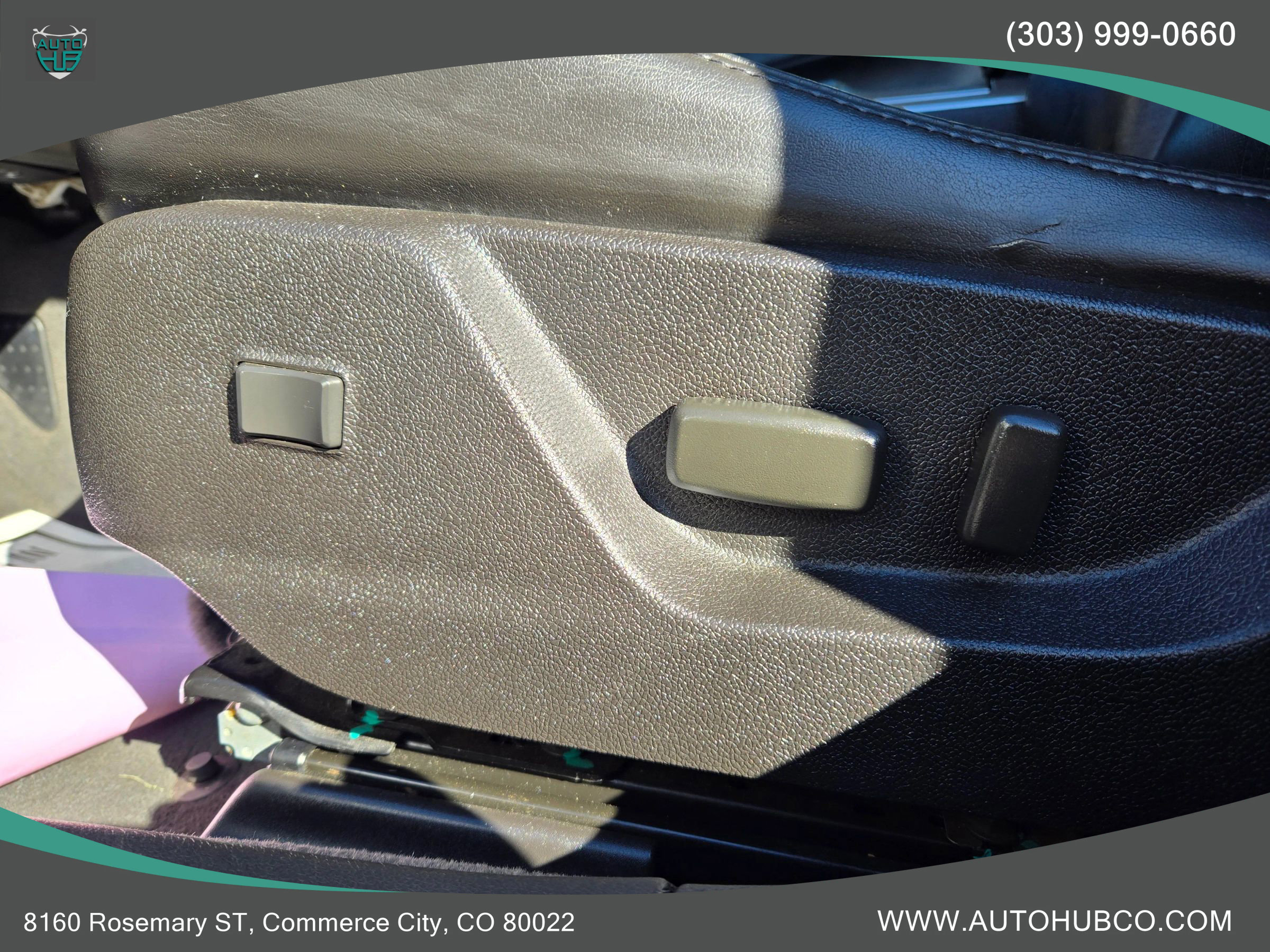 Used 2010 Cadillac CTS Luxury image 21