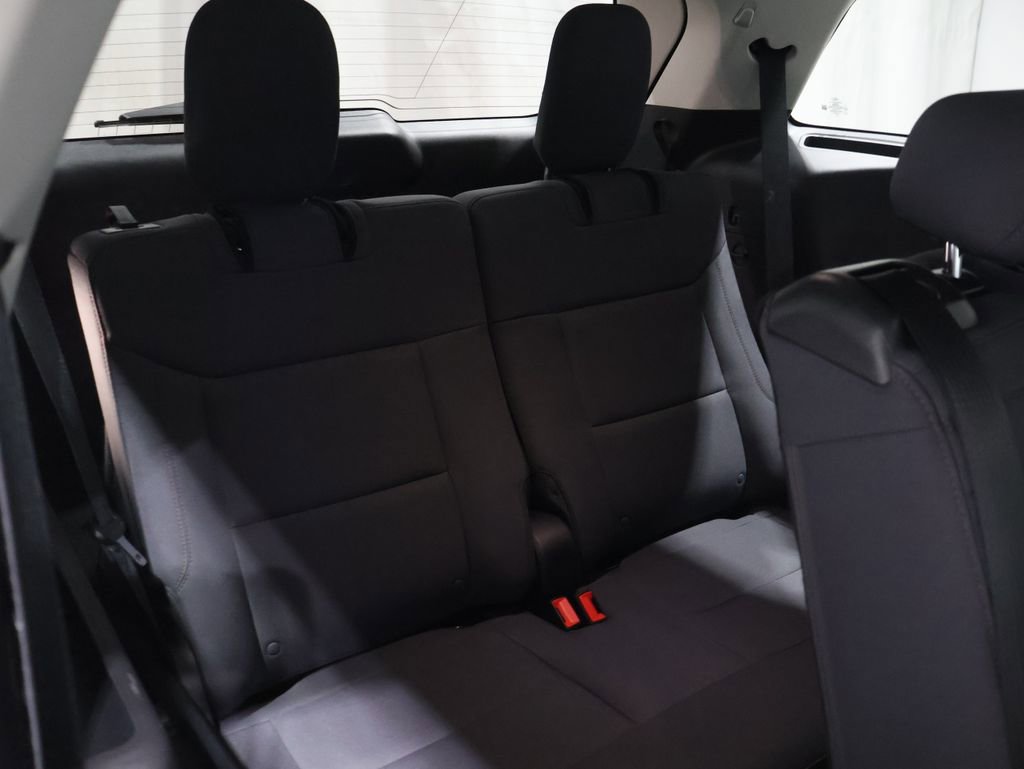 Used 2025 Ford Explorer Active image 21