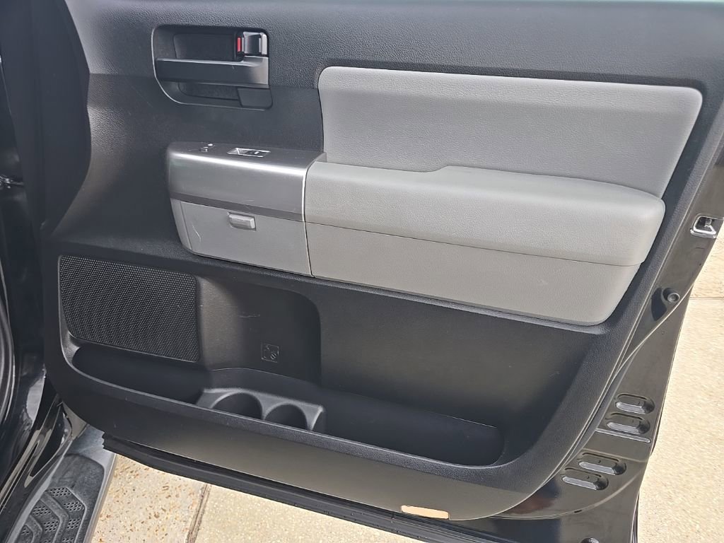 Used 2019 Toyota Sequoia SR5 w/ Premium Package image 35