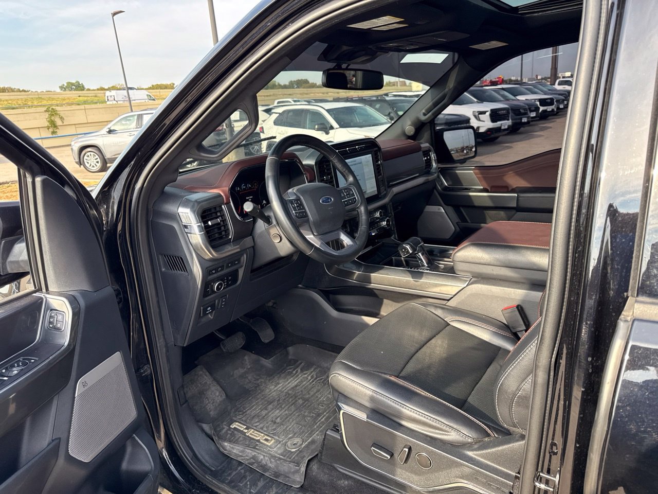 Used 2023 Ford F150 Lariat w/ Equipment Group 502A High AWD/4WD image 21
