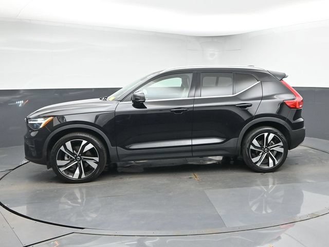 Used 2023 Volvo XC40 B5 Ultimate w/ Protection Package Premier AWD/4WD image 4