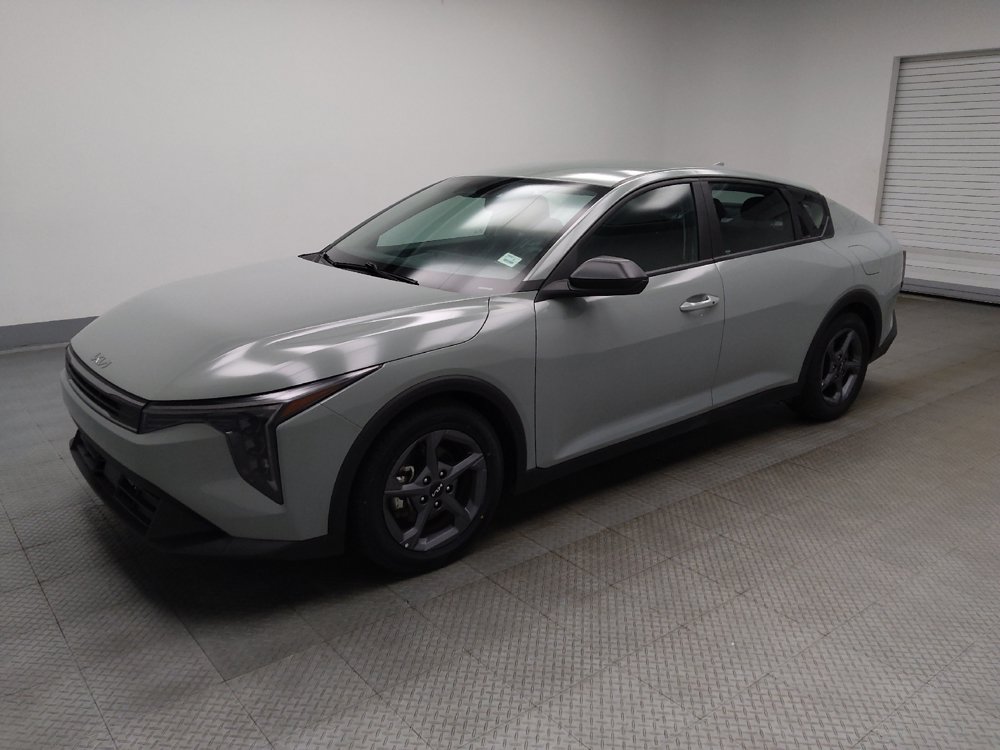 Used 2025 Kia K4 FWD image 2