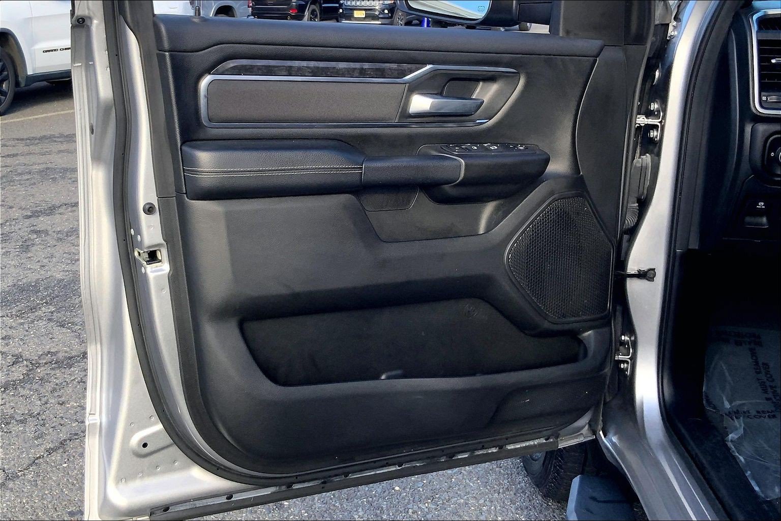 Certified 2024 RAM 1500 Big Horn AWD/4WD image 20