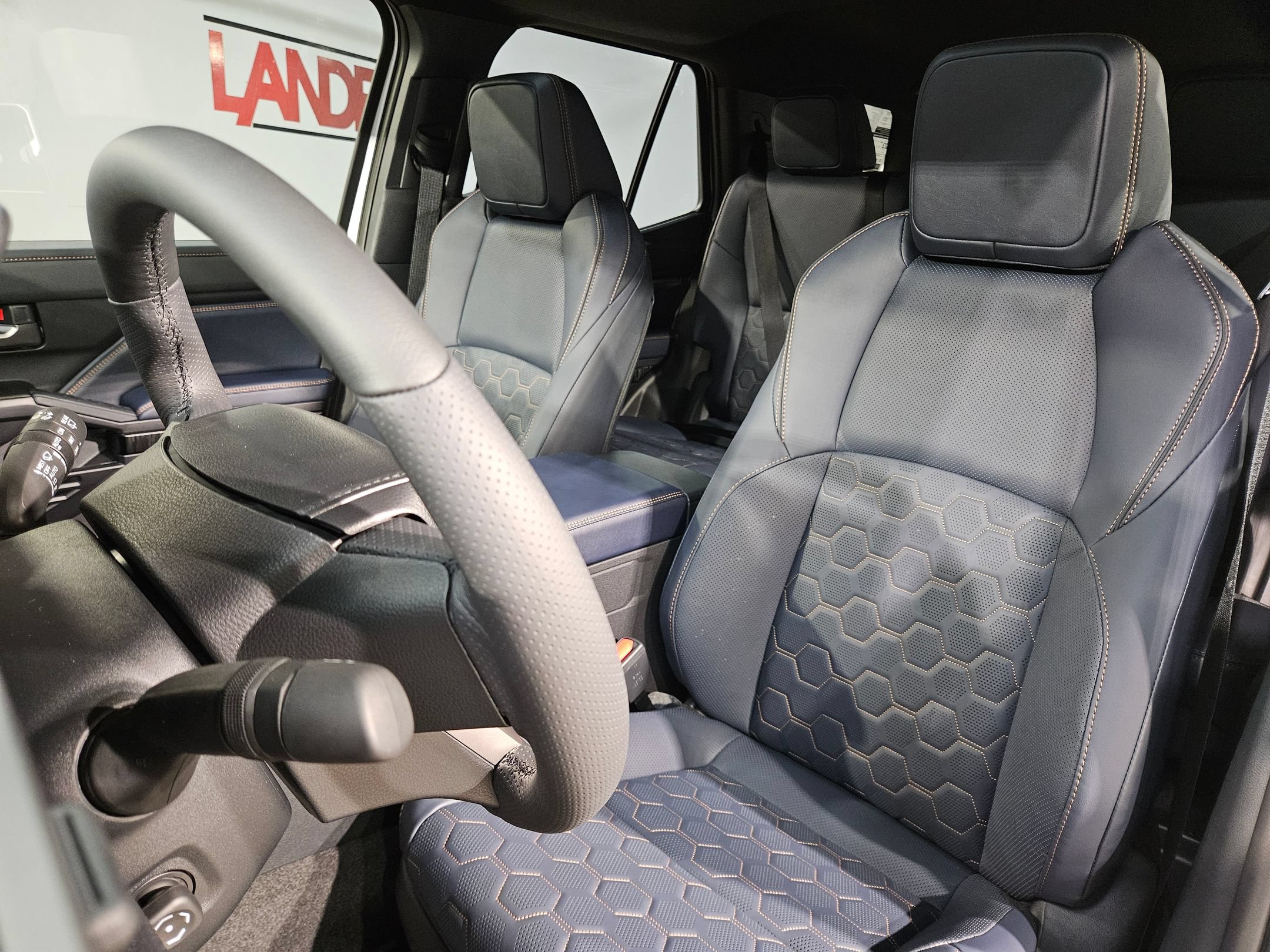 New 2026 Toyota 4Runner Platinum AWD/4WD image 12