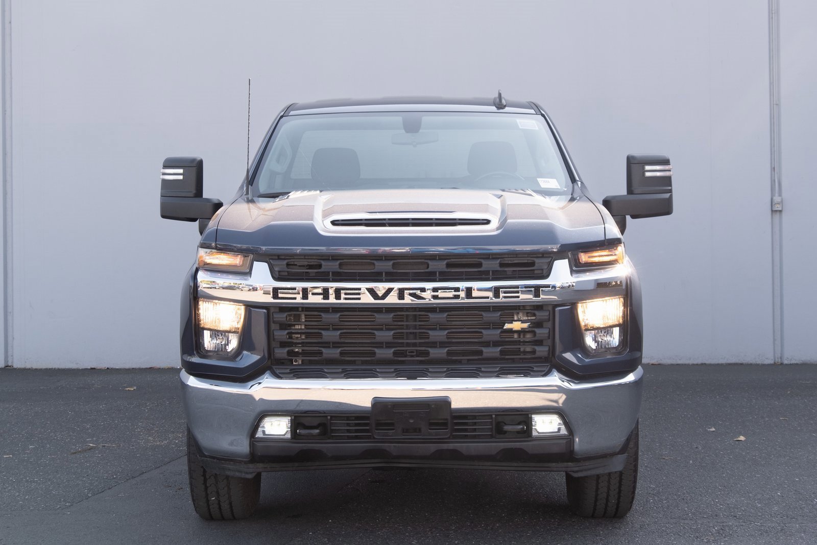 Used 2020 Chevrolet Silverado 3500 LT w/ Convenience Package image 14