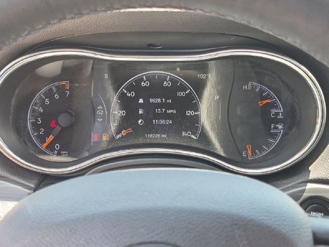 Used 2019 Jeep Grand Cherokee Altitude AWD/4WD image 12
