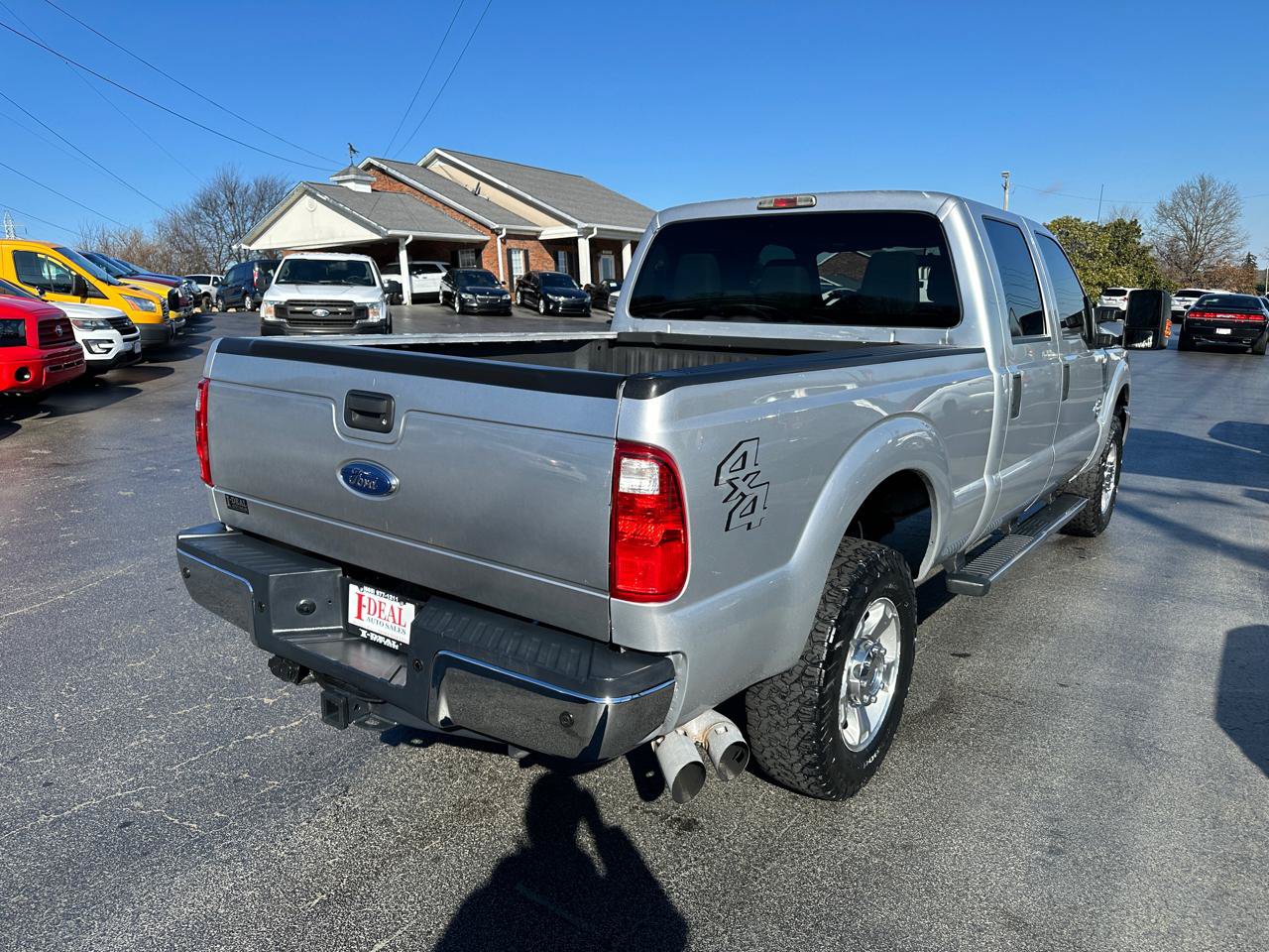 Used 2016 Ford F250 XLT w/ XLT Value Package AWD/4WD image 4