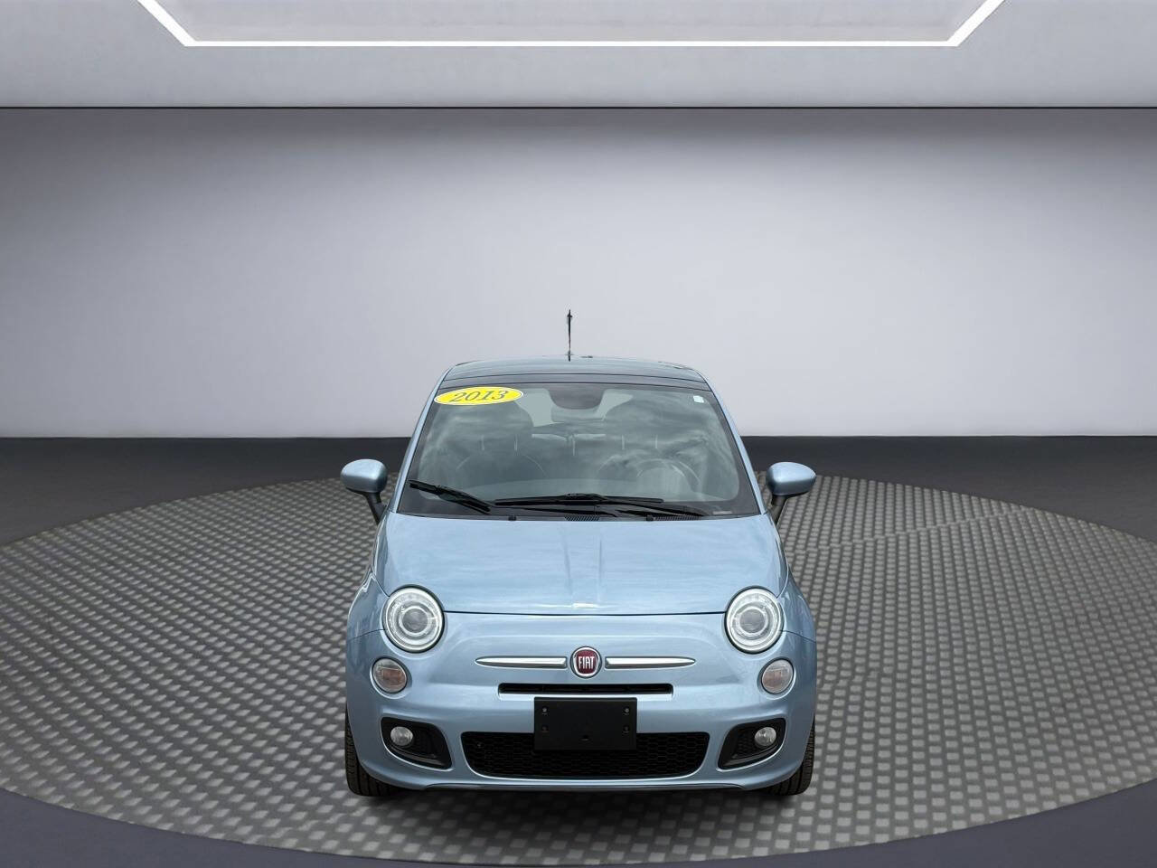 Used 2013 FIAT 500 Sport w/ Comfort/Convenience Group FWD image 2