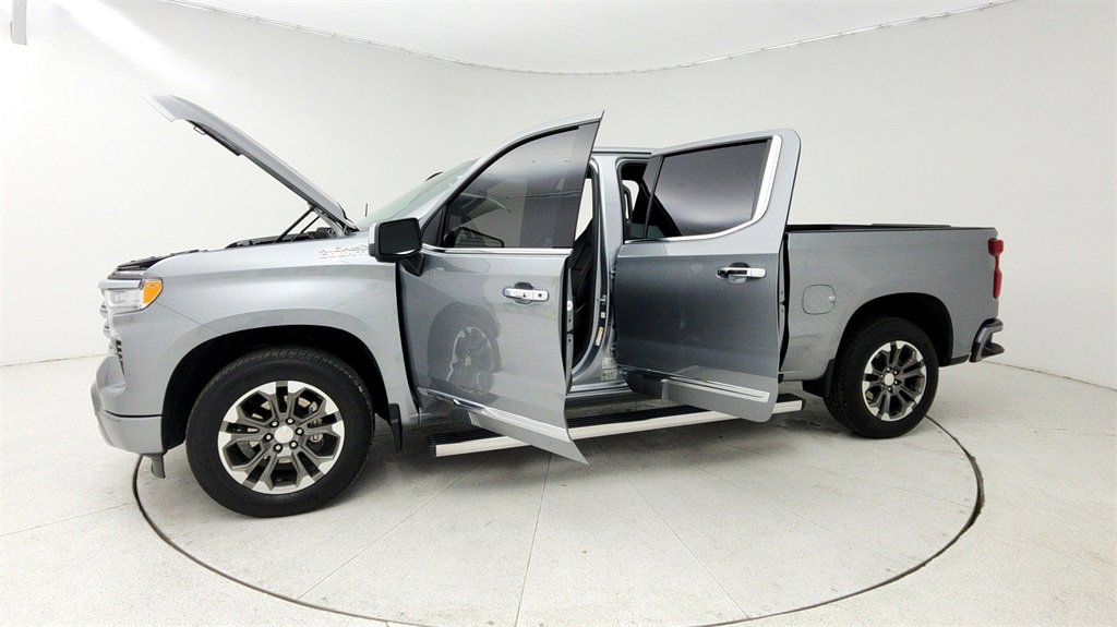 Certified 2023 Chevrolet Silverado 1500 High Country w/ Technology Package image 11